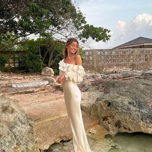 Stone Cold Fox Vicious Dress Off-Shoulder Ruffle Satin Evening Dress in Cream